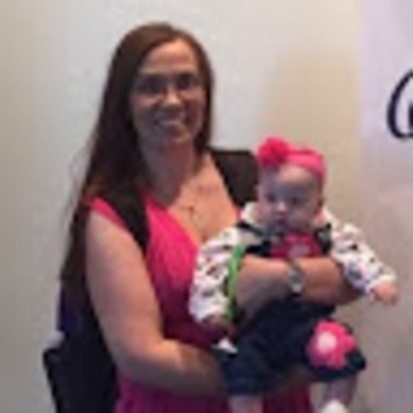 Meet your Posher, Deana - Picture 1 of 1